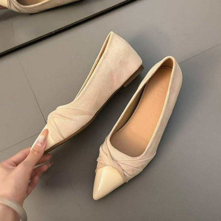 Pointed Toe Shallow Flats