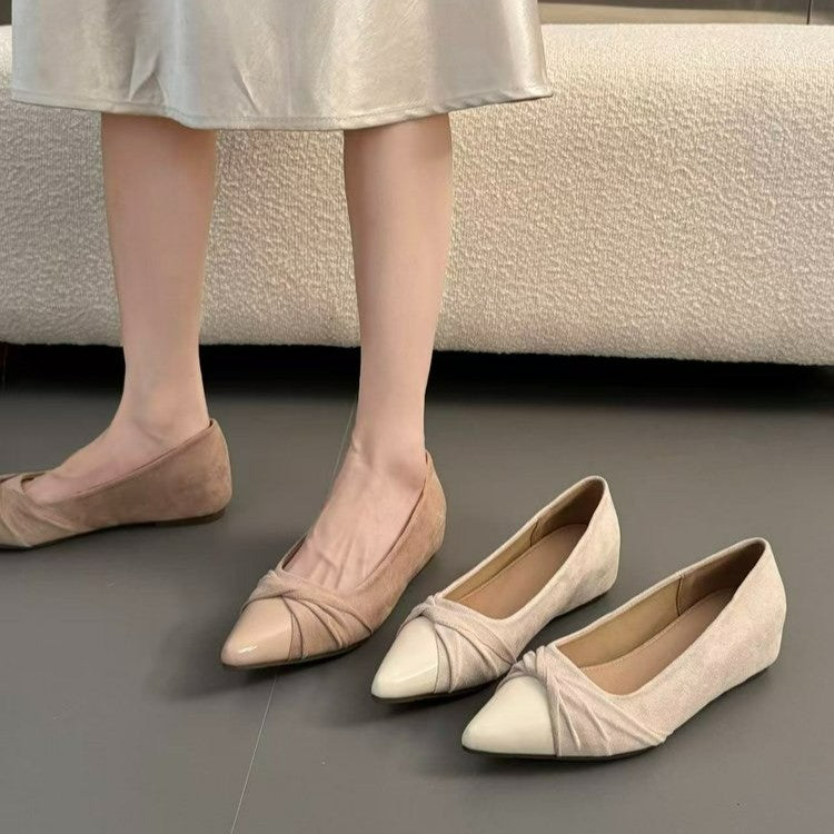 Pointed Toe Shallow Flats
