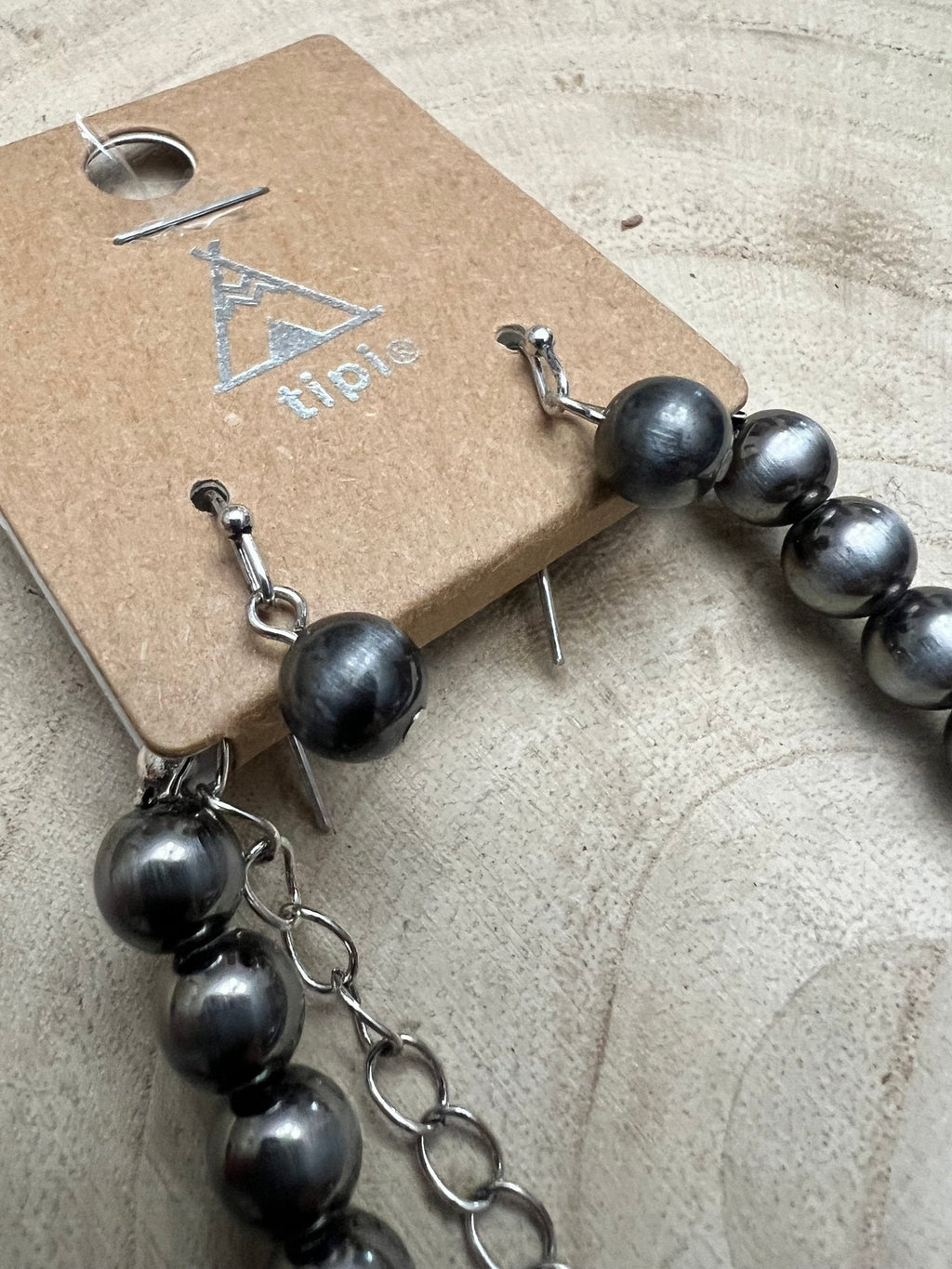 Fashion Pearl Choker Necklace & Earring Set