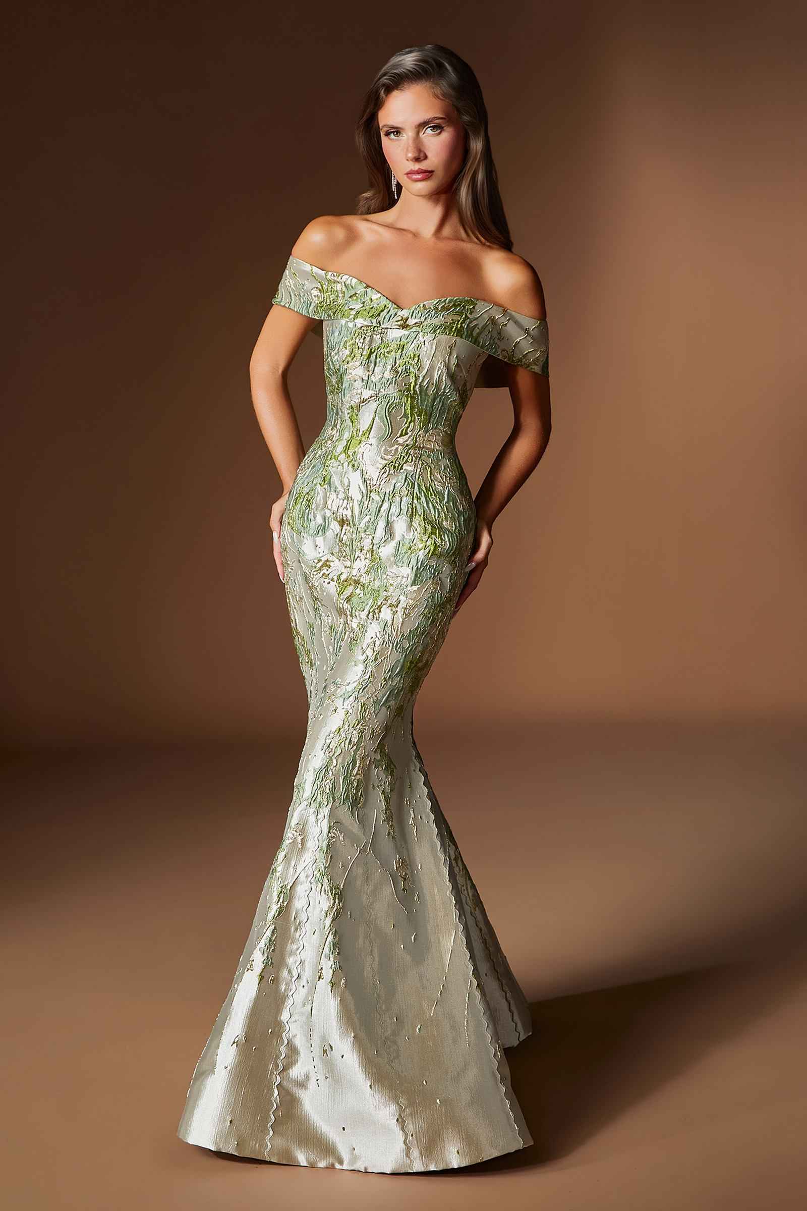 Ladivine Metallic Jacquard Off Shoulder Fitted Mermaid Gown