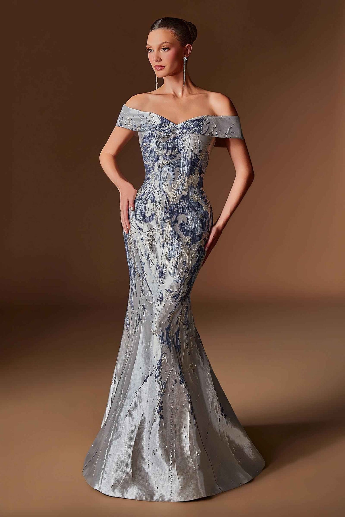 Ladivine Metallic Jacquard Off Shoulder Fitted Mermaid Gown