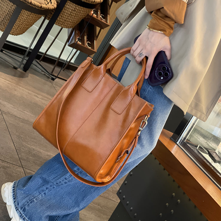 Vintage Vegetable Tanned Cowhide Large Capacity Handbags