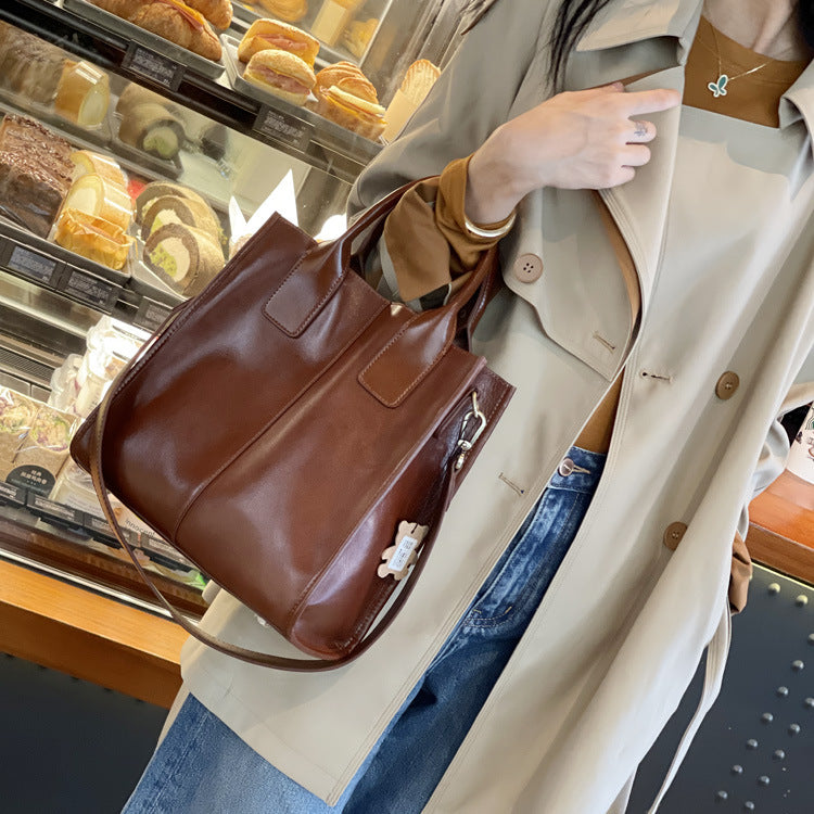 Vintage Vegetable Tanned Cowhide Large Capacity Handbags
