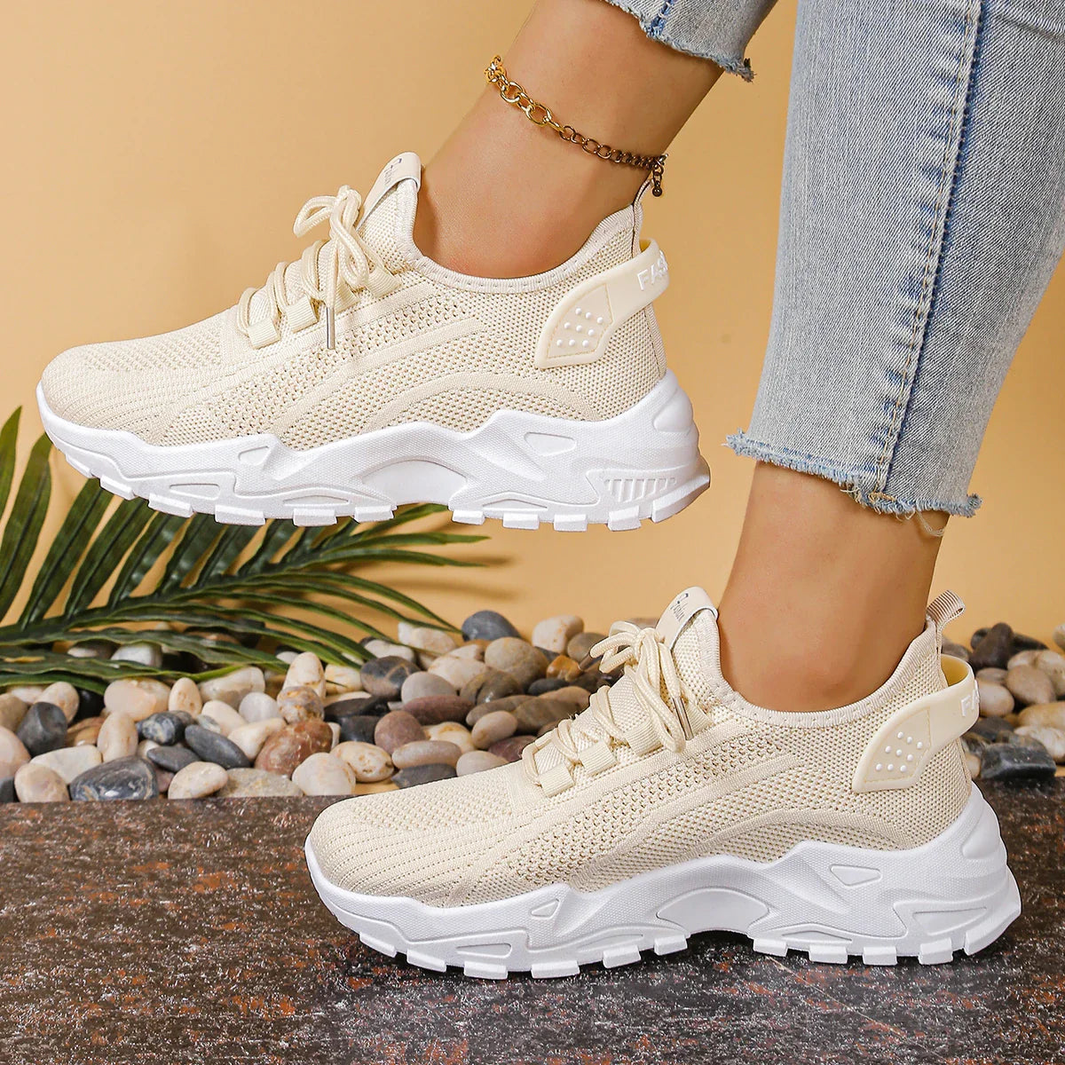 Breathable single mesh shoes