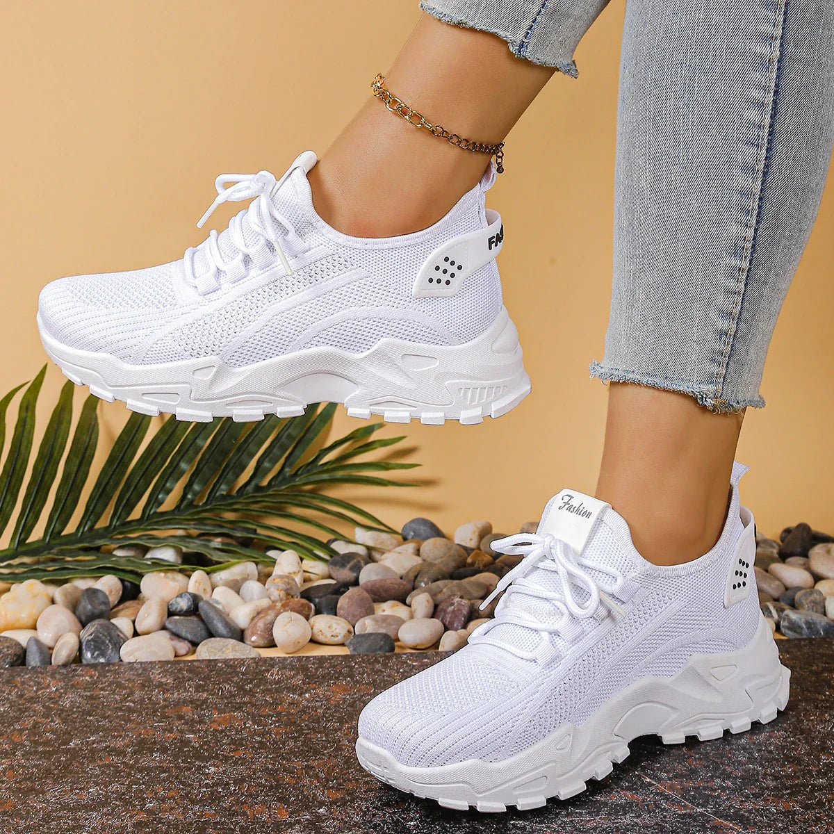 Breathable single mesh shoes